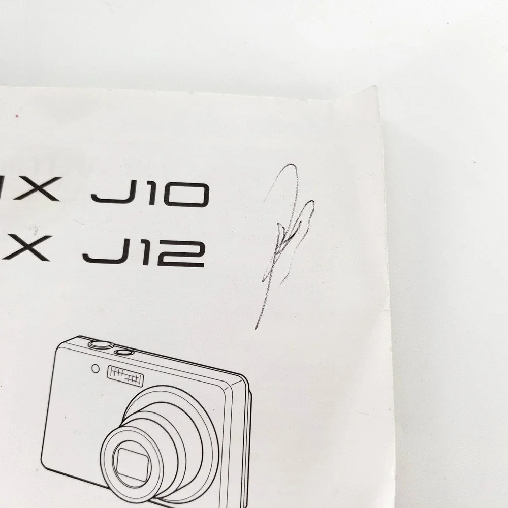 Fujifilm FinePix J Series J10 8.2MP Digital Camera Black Complete In Box Tested